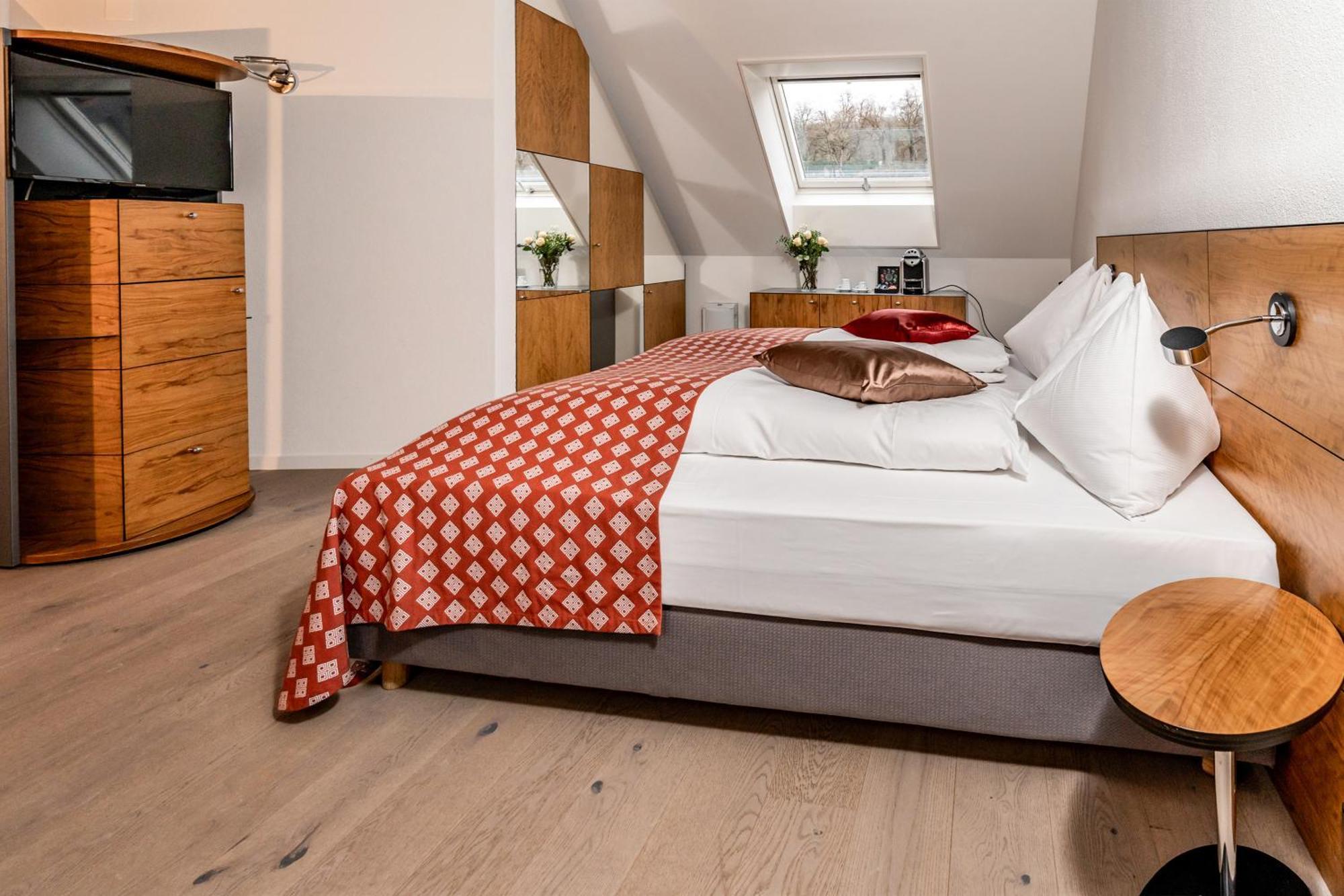 Tailormade Hotel Krone Sarnen Exterior photo